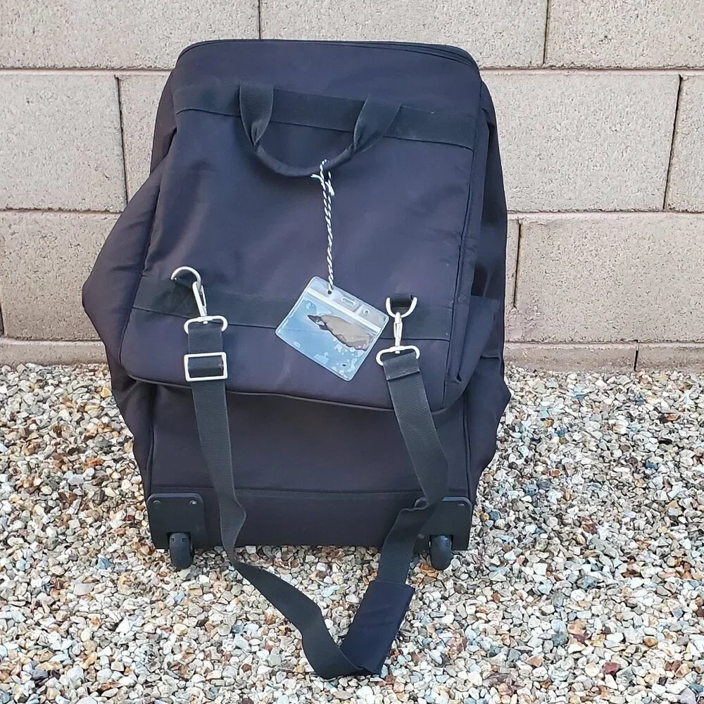 Vintage Stags Leap Wine Cellars Zip Around Rolling Luggage Travel Bag